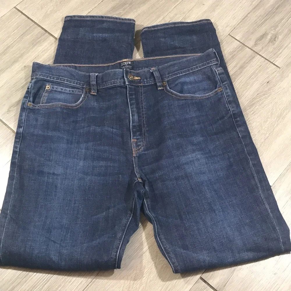J. Crew “The Sutton” Medium Wash Slim‎ Straight Jeans size 34x34